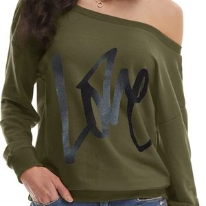 Off shoulder top 'LOVE'